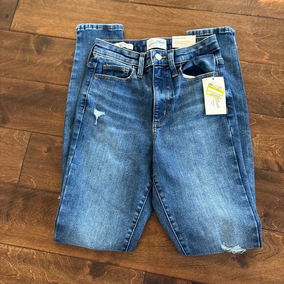 NWT Universal Thread High Rise Skinny Slim Leg Ripped Jeans‎ Stretch Women 0 R - Picture 4 of 8